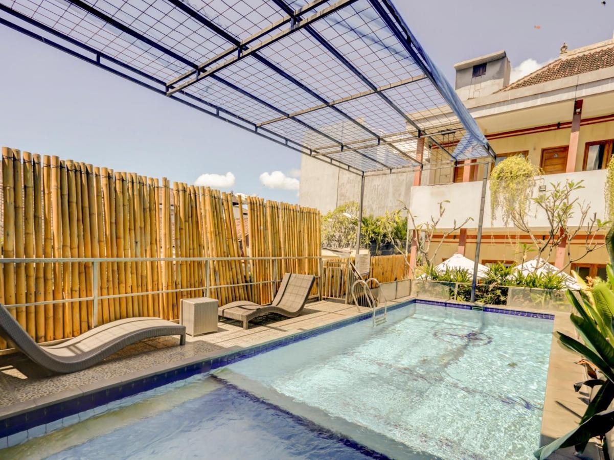 ราบัสตา กูตา เรสซิเดนซ์ Hotel ภายนอก รูปภาพ